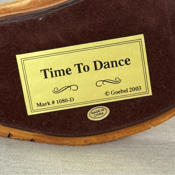 Time to Dance Limited Edition Musical Hummelscape - M. I. Hummel #1080-D 2003 - Picture 13 of 13